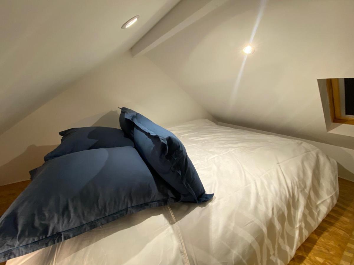 Tiny House Sedan Villa Exterior foto